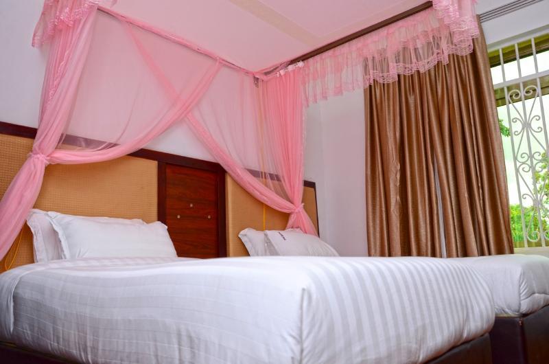Dianwill Hotel Entebbe Kültér fotó